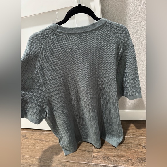 Men’s XL A&F shirt - Picture 2 of 2